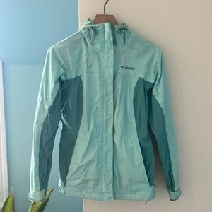 Green Columbia rain jacket small